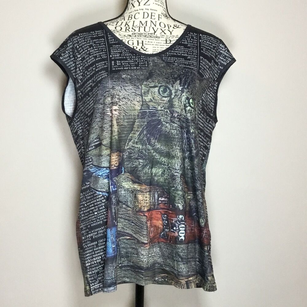 Tabby cat library books top vee neck  a witchy witchcore sleeveless L